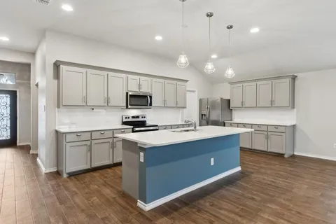 $2,300 | 3421 Riverside Drive, Aubrey, TX 76227