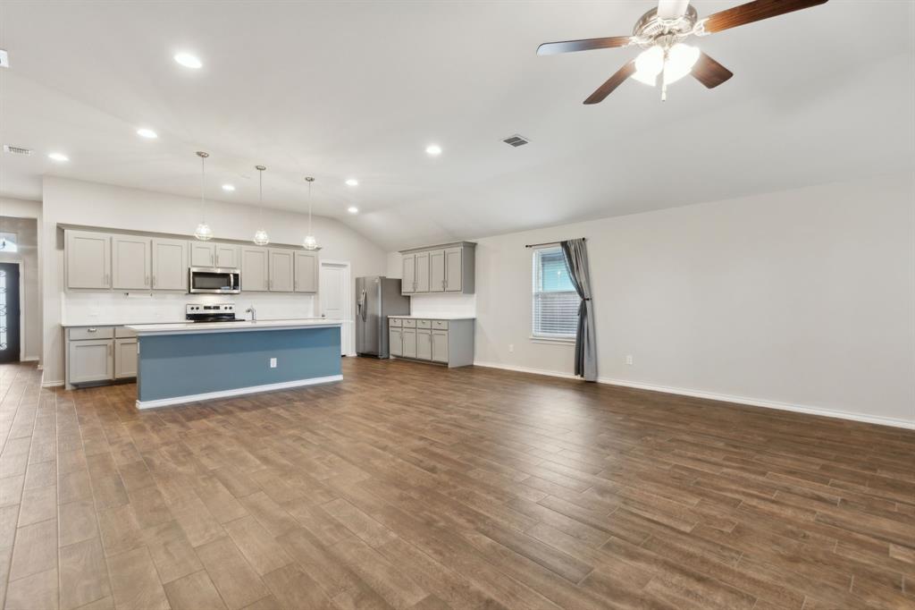 3421 Riverside Drive Aubrey, TX 76227 - Photo 9 of 37