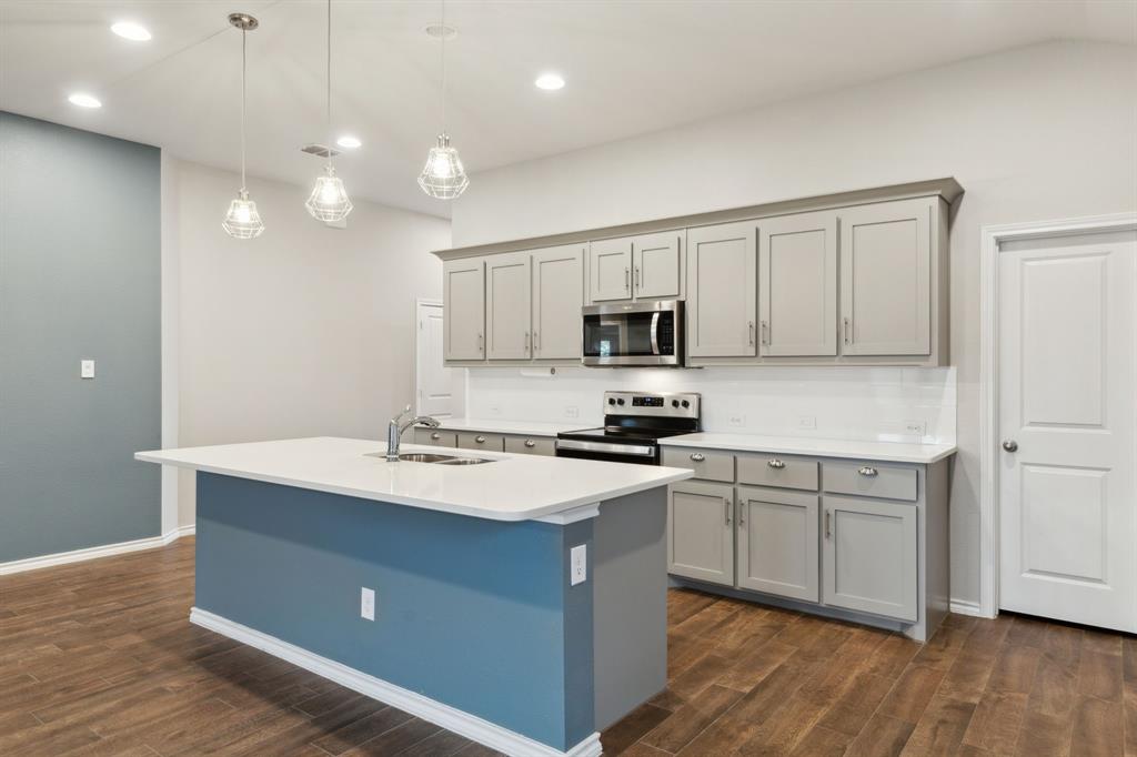 3421 Riverside Drive Aubrey, TX 76227 - Photo 10 of 37