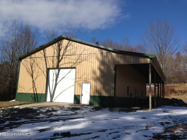 32 Maines Road Hawley, PA 18428 - Photo 2 of 8