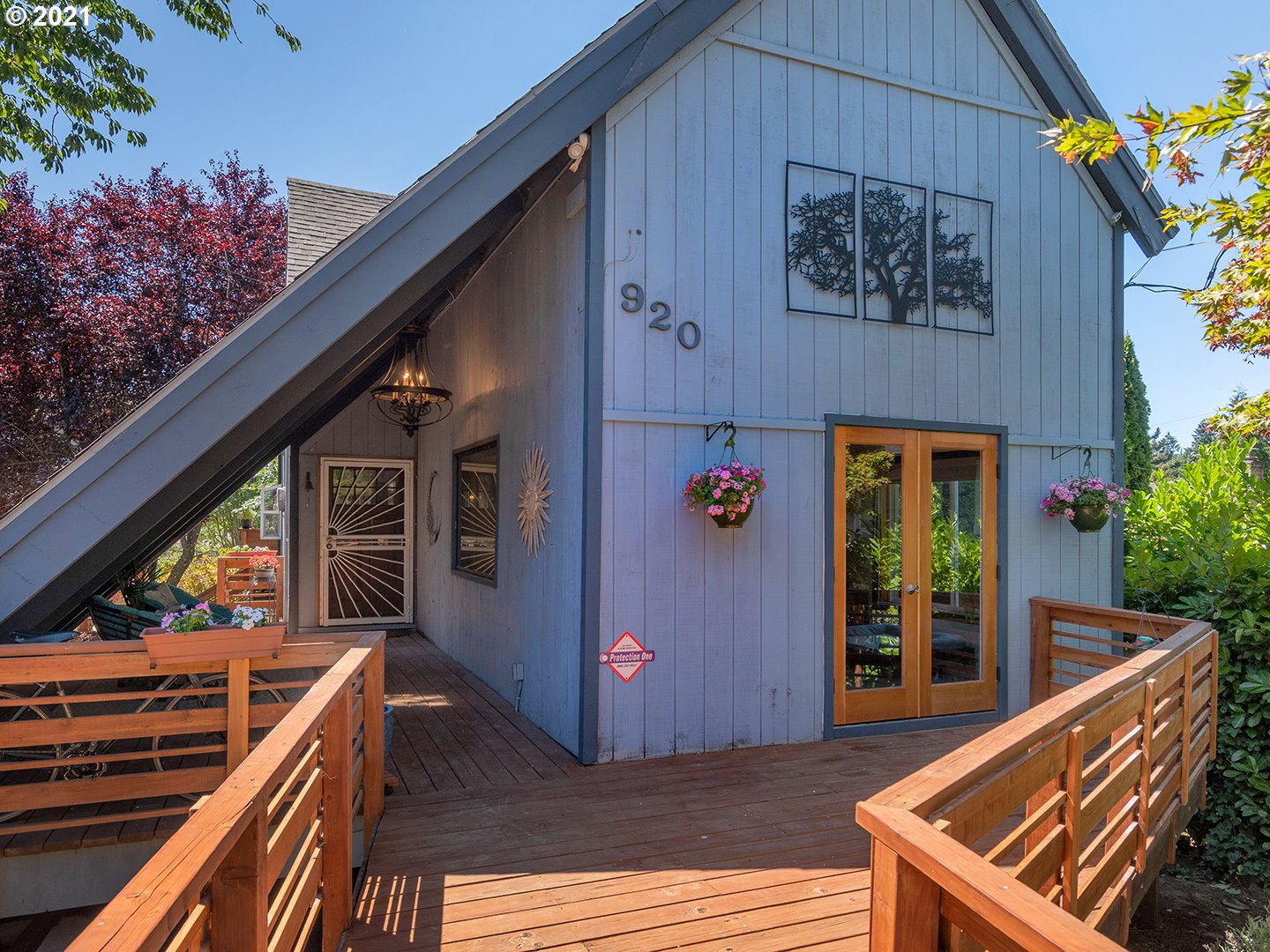 920 Southwest Taylors Ferry Road Portland, OR 97219 - Photo 4 of 25 Gallery Image 4