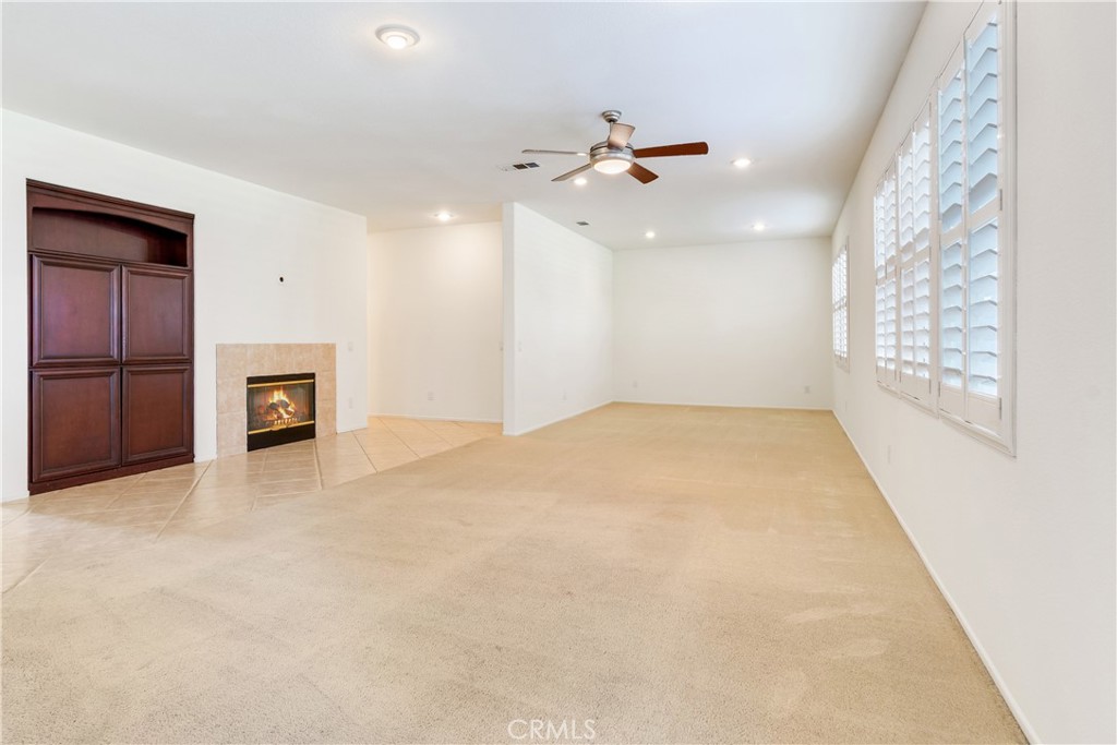 9140 Village Way Riverside, CA 92508 - Photo 6 of 37 Family room