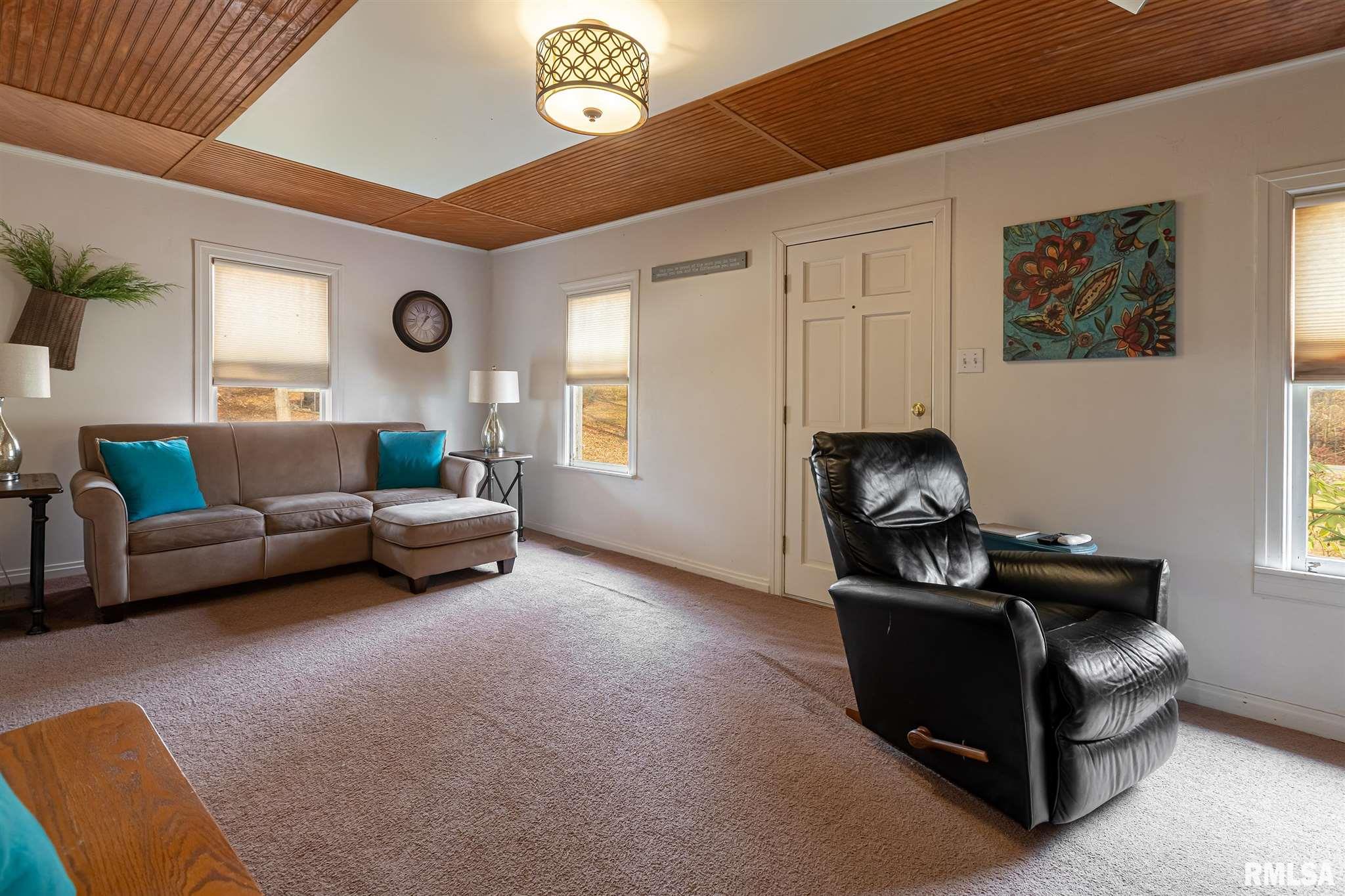 827 Crowell Road Carbondale, IL 62902 - Photo 8 of 27 Gallery Image 8
