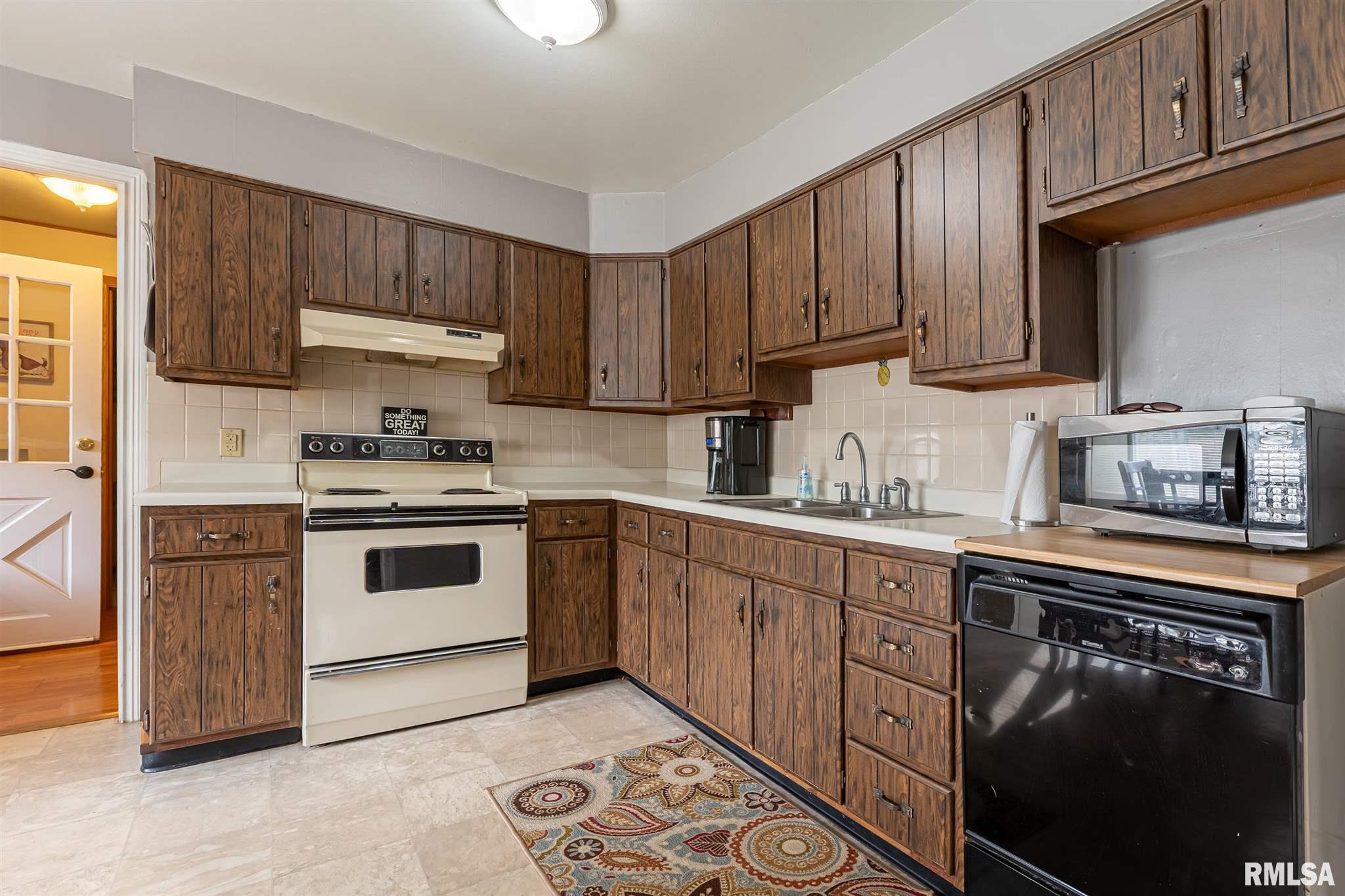 827 Crowell Road Carbondale, IL 62902 - Photo 9 of 27 Gallery Image 9