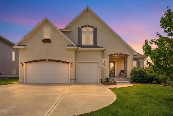$735,000 | 24739 West 92nd Street, Lenexa, KS 66227