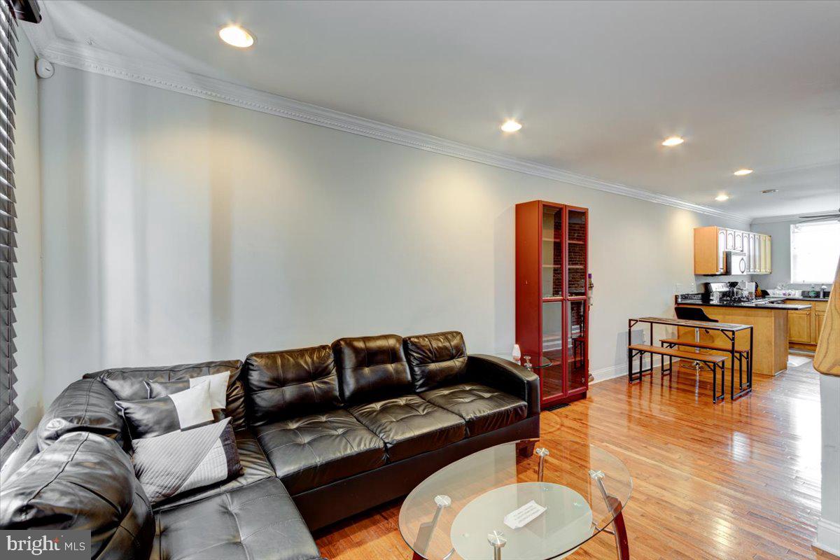 1156 Scott Street Baltimore, MD 21230 - Photo 2 of 28