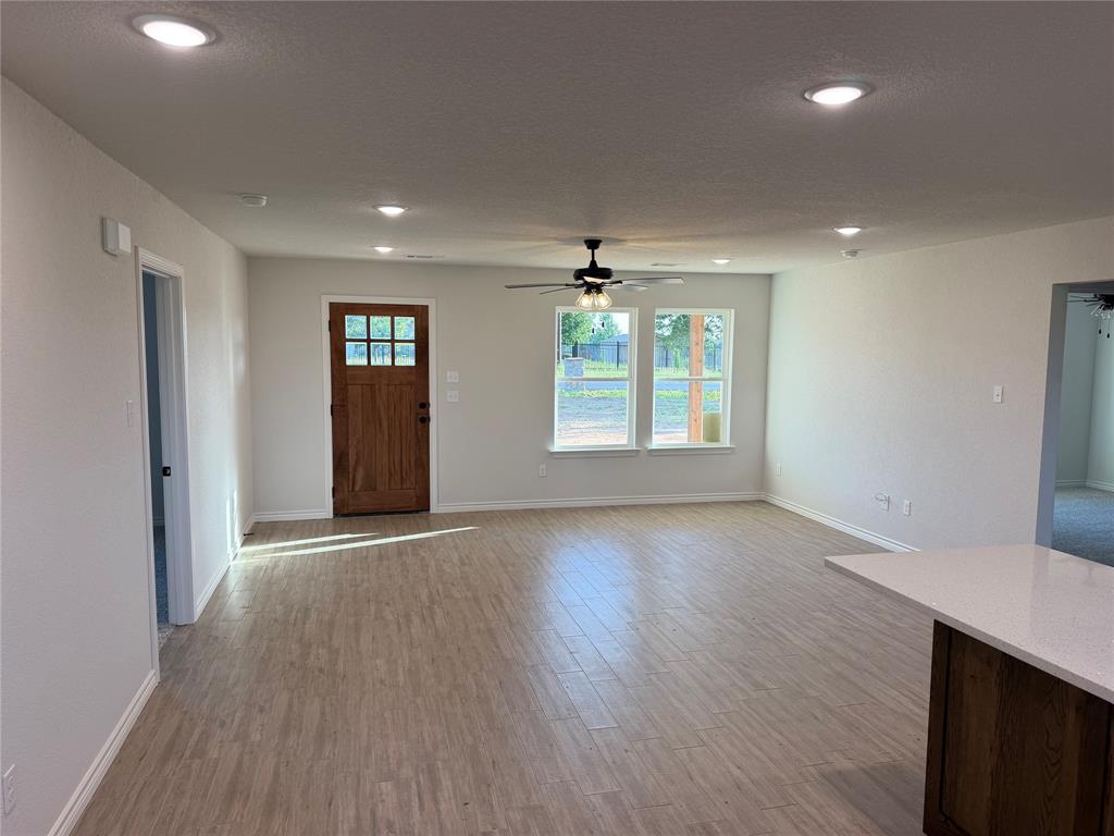 2980 Knob Road Springtown, TX 76082 - Photo 2 of 10