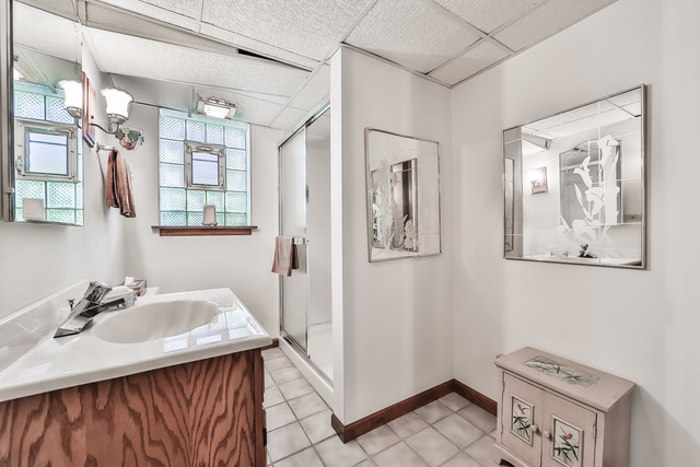 400 Uvedale Road Riverside, IL 60546 - Photo 18 of 25
