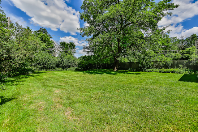 400 Uvedale Road Riverside, IL 60546 - Photo 25 of 25