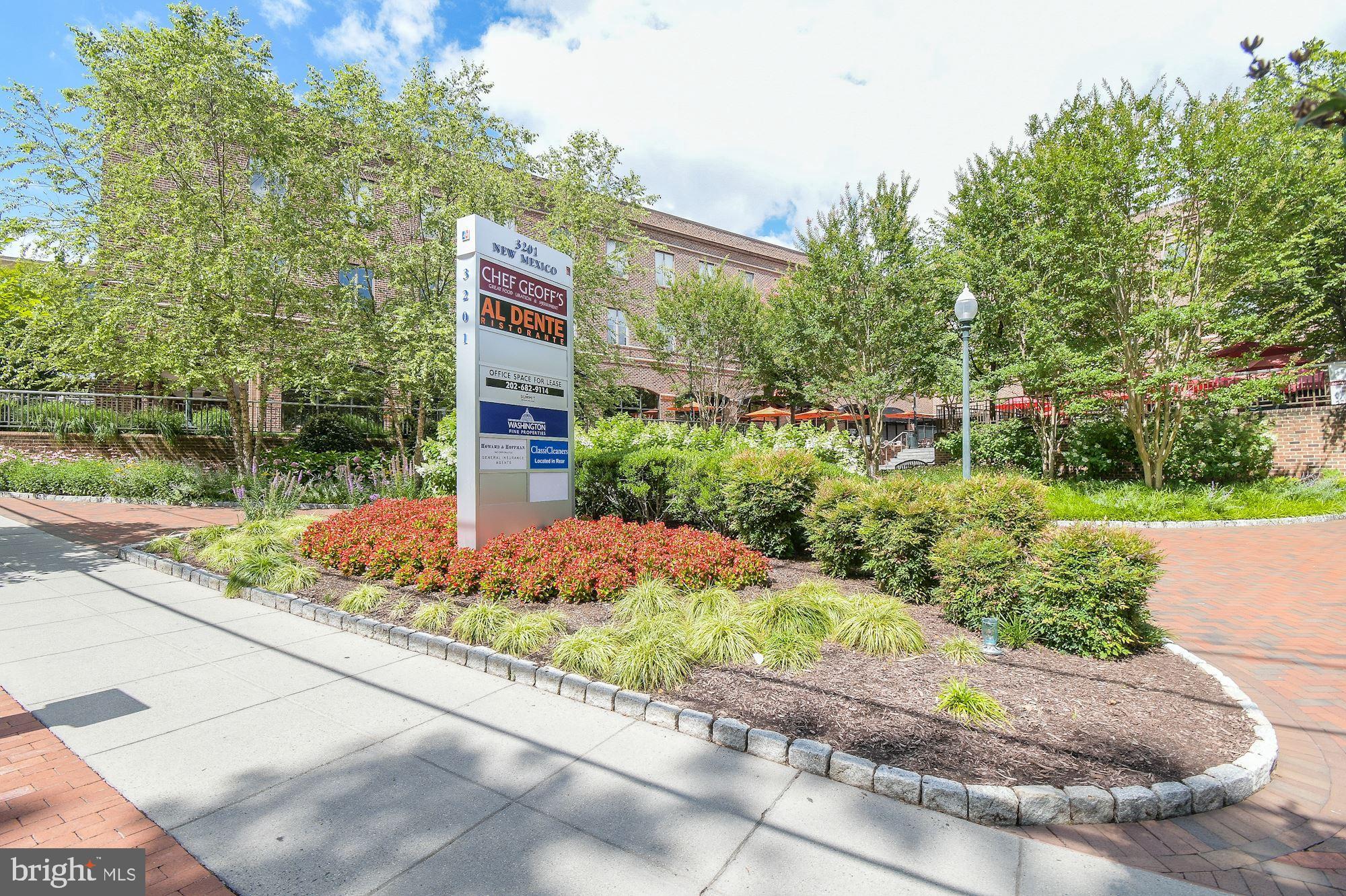 3205 Sutton Place Northwest, Unit D Washington, DC 20016 - Photo 22 of 25 Wagshals, Al Dente and Chef Geoff's right next doo