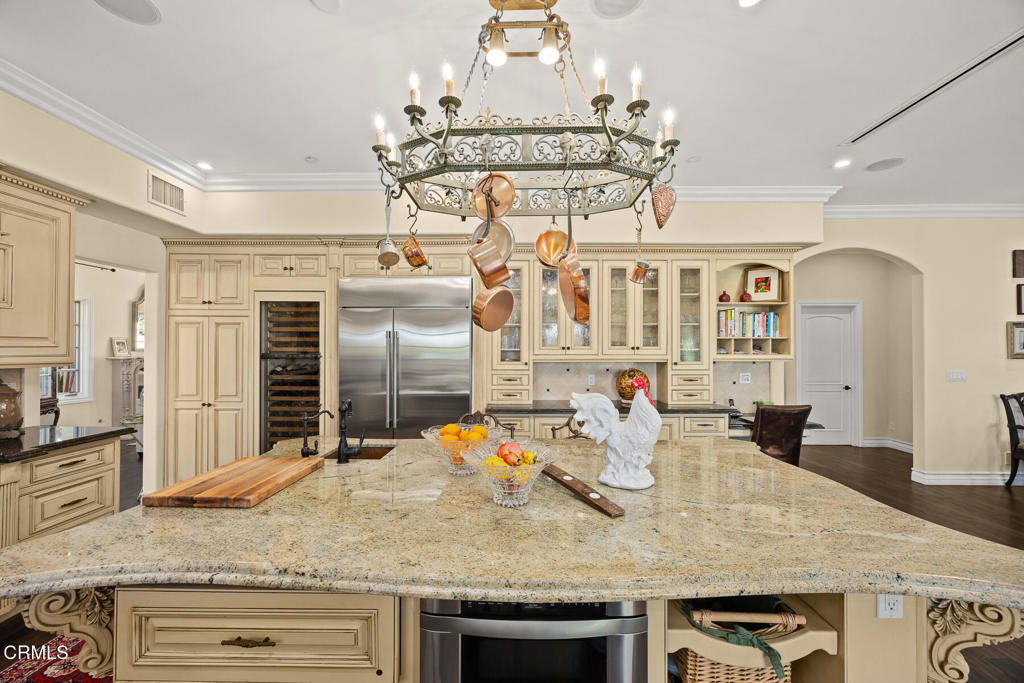 574 Camillo Road Sierra Madre, CA 91024 - Photo 21 of 72 Kitchen