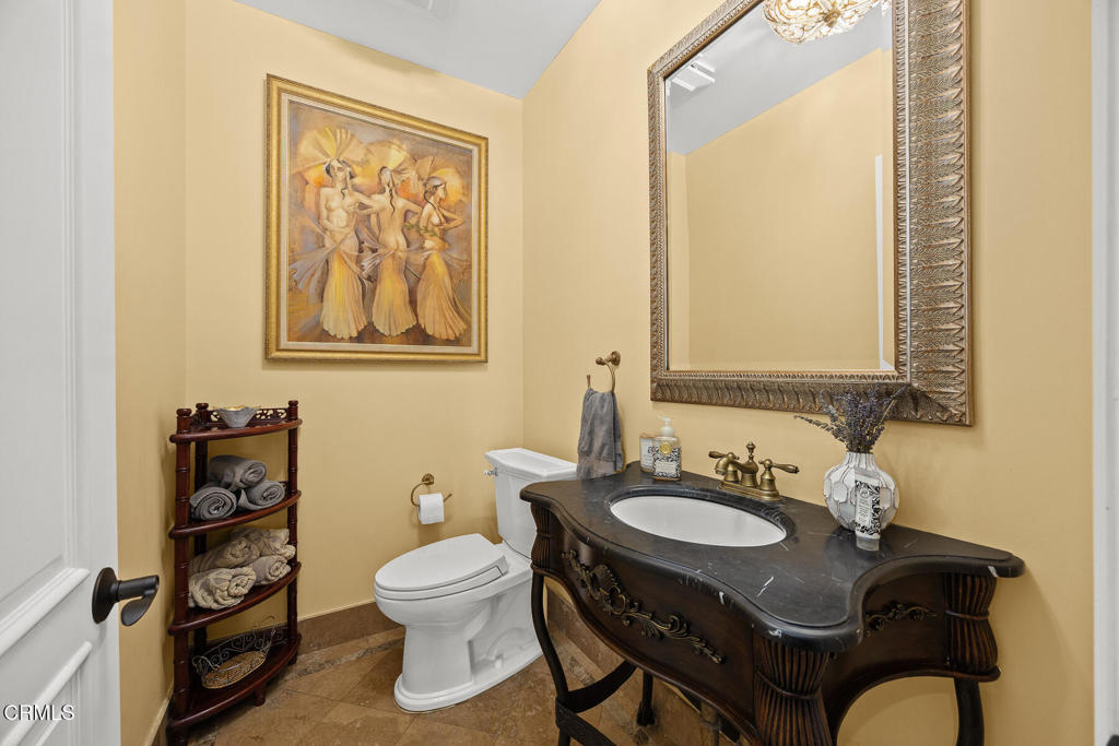 574 Camillo Road Sierra Madre, CA 91024 - Photo 27 of 72 Powder Room