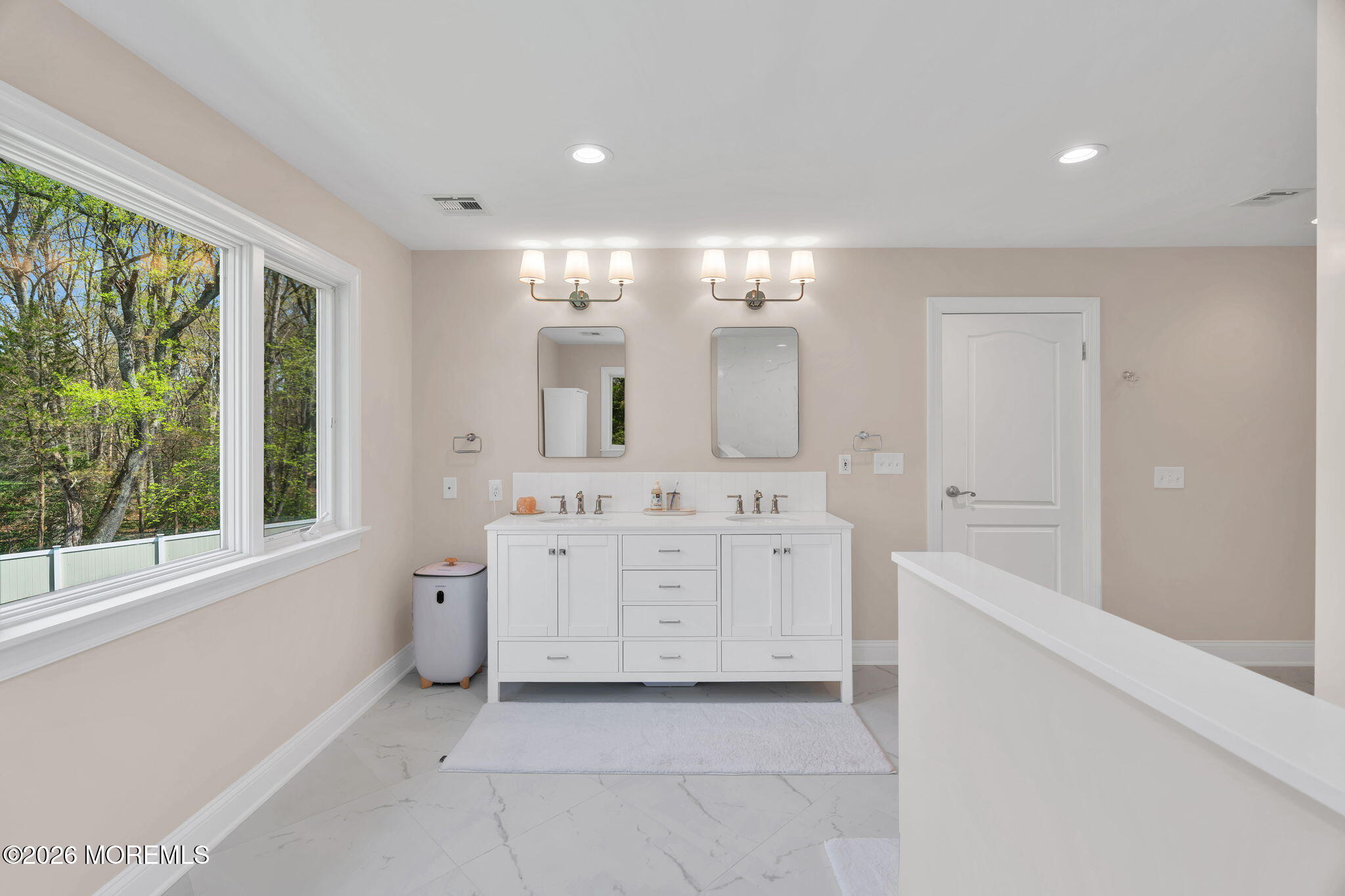 103 Obre Road Colts Neck, NJ 07722 - Photo 32 of 61 33-Primary Bath2
