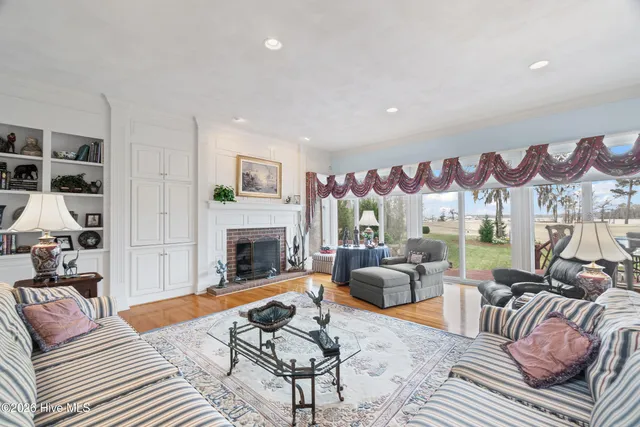 $1,075,000 | 107 Chowan Circle, Hertford, NC 27944