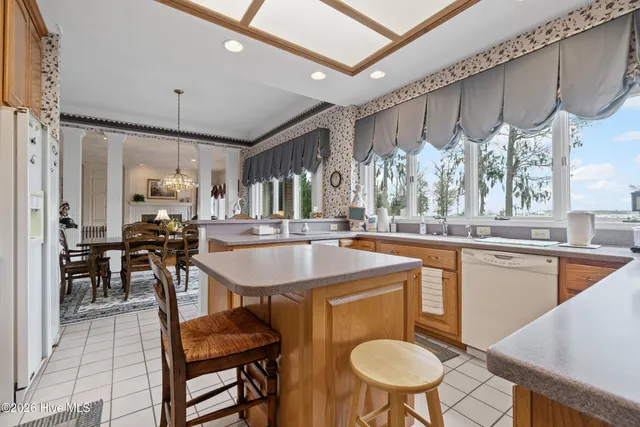 $1,075,000 | 107 Chowan Circle, Hertford, NC 27944