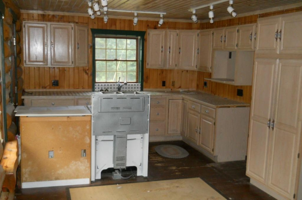 11263 Amber Road Manistee, MI 49660 - Photo 8 of 19 DSCN5433 - Copy