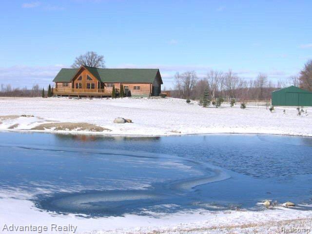front view with pond far.JPG