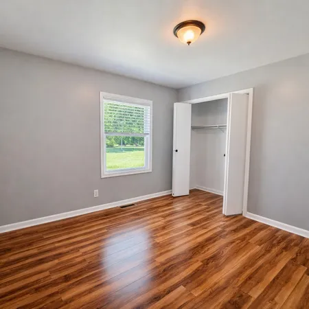 $274,900 | 7585 Jennings Lane, Brookport, IL 62910