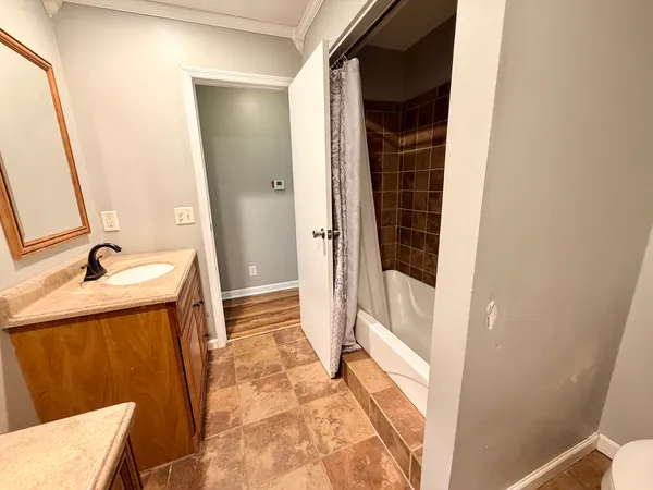 $274,900 | 7585 Jennings Lane, Brookport, IL 62910