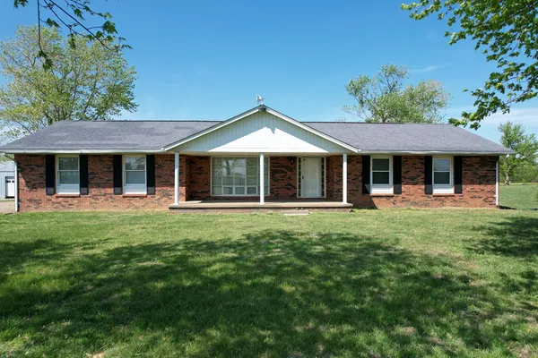 $274,900 | 7585 Jennings Lane, Brookport, IL 62910