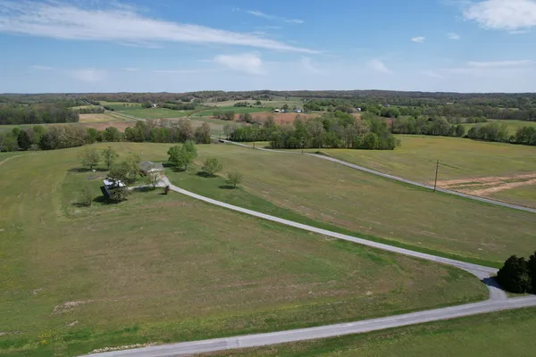 $274,900 | 7585 Jennings Lane, Brookport, IL 62910