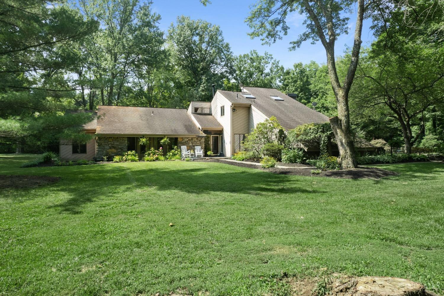 524 Chapel Road Amelia, OH 45102 - Photo 2 of 56 Gallery Image 2