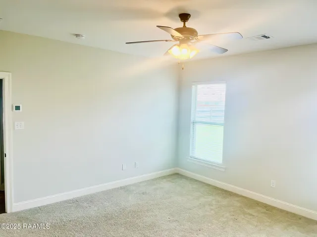 $2,070 | 6217 Lake Edge Drive, Baton Rouge, LA 70820