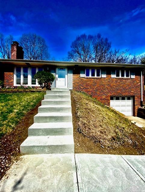 549 Sleepy Hollow Road Pittsburgh, PA 15228 - Photo 2 of 23 Gallery Image 2