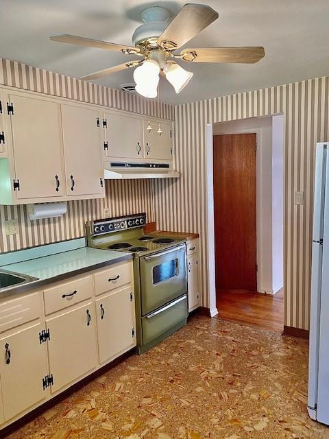 549 Sleepy Hollow Road Pittsburgh, PA 15228 - Photo 8 of 23 Gallery Image 8