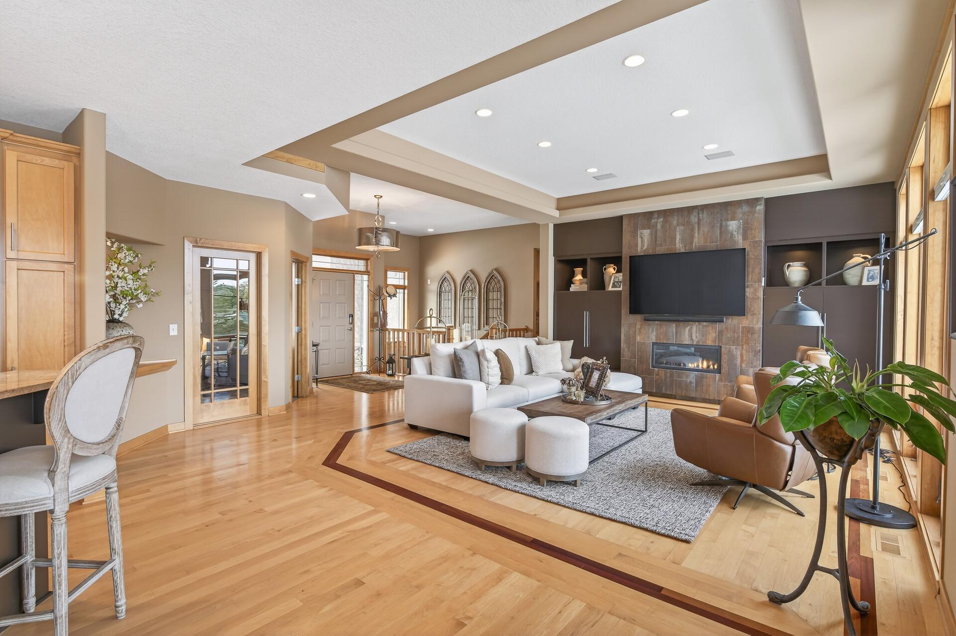 21115 Ridgewood Trail Lakeville, MN 55044 - Photo 7 of 44