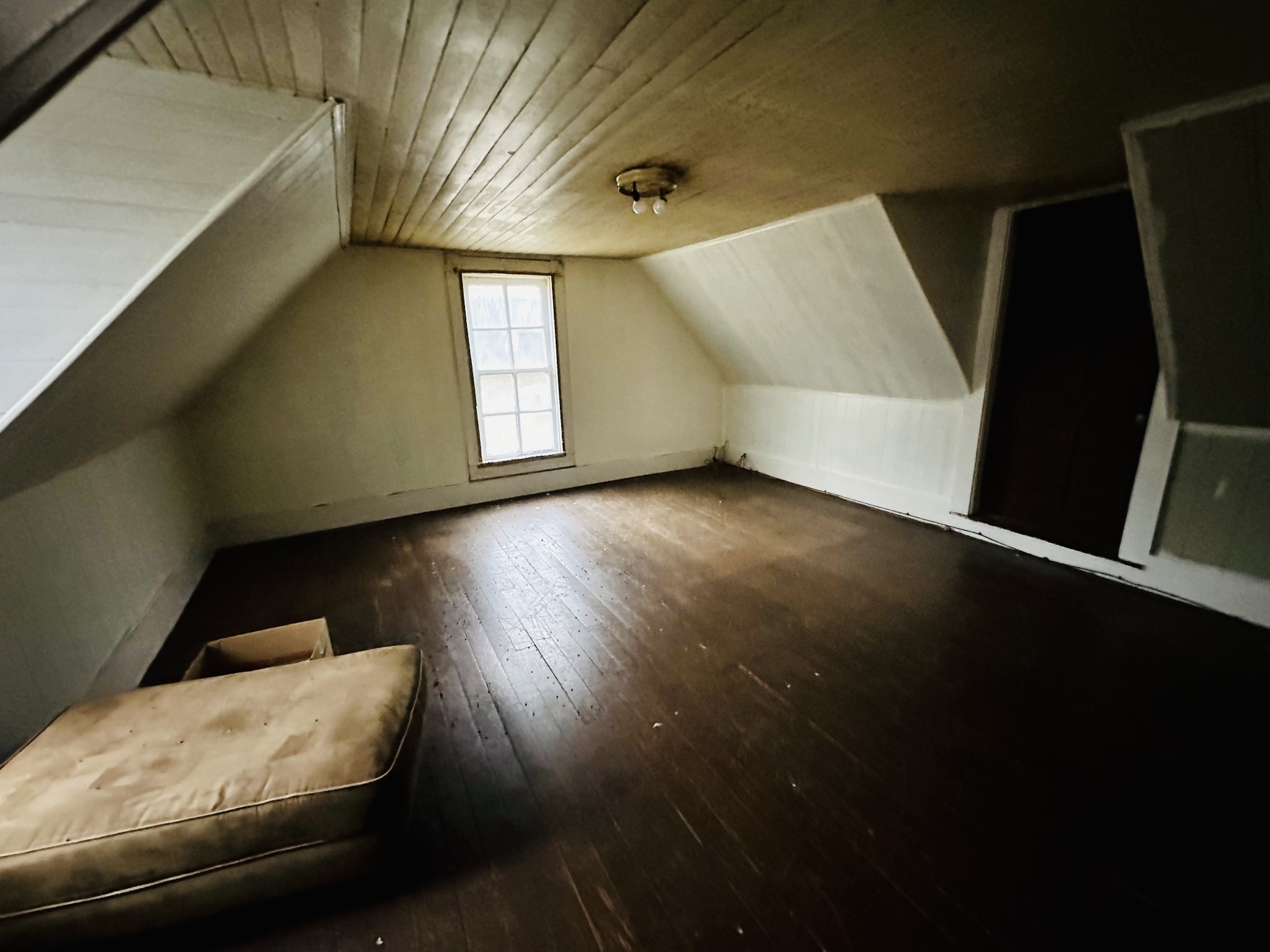 247 Hamestring Road Fayetteville, TN 37334 - Photo 16 of 29 a view of hallway with window and wooden floor