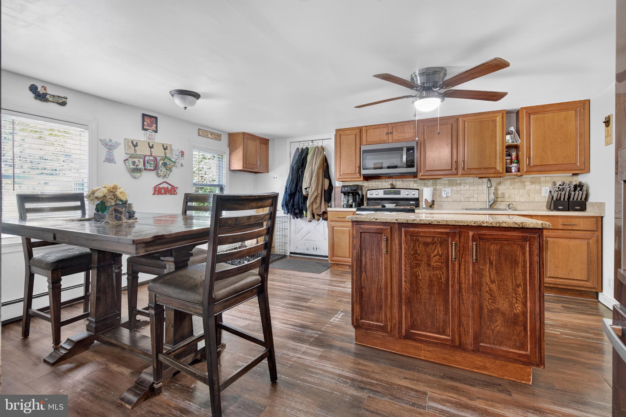 2299 Sunny Road New Ringgold, PA 17960 - Photo 7 of 36 Gallery Image 7