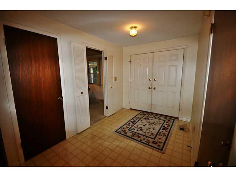 2088 East Rahn Road Dayton, OH 45440 - Photo 3 of 25 Gallery Image 3