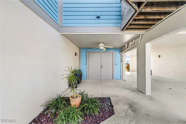 $369,900 | 5371 Blue Crab Circle, Unit 2, Bokeelia, FL 33922