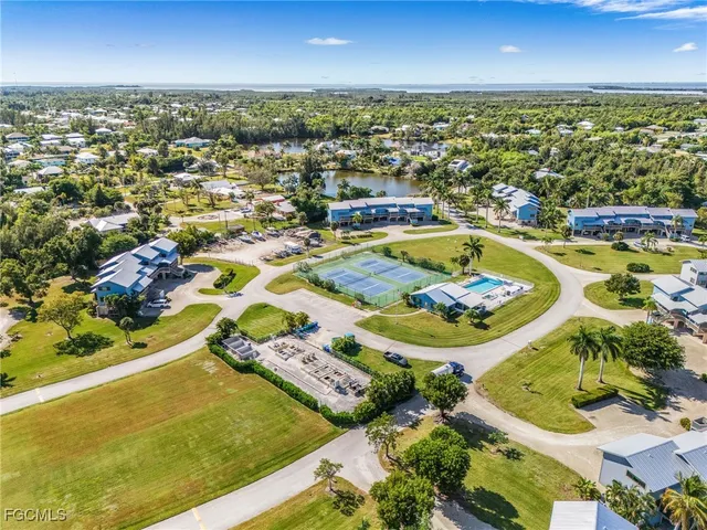 $369,900 | 5371 Blue Crab Circle, Unit 2, Bokeelia, FL 33922