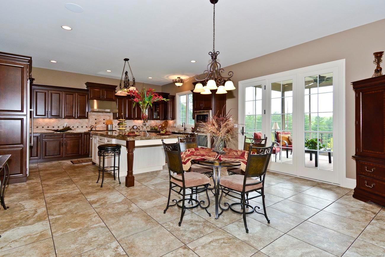 17012 Lakeside Ridge Chesterfield, MO 63005 - Photo 13 of 49