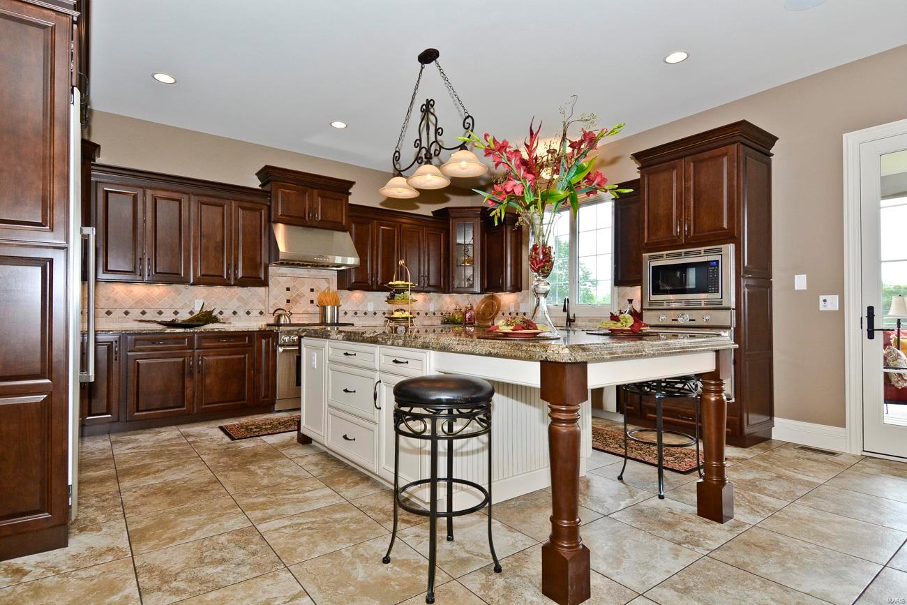 17012 Lakeside Ridge Chesterfield, MO 63005 - Photo 14 of 49