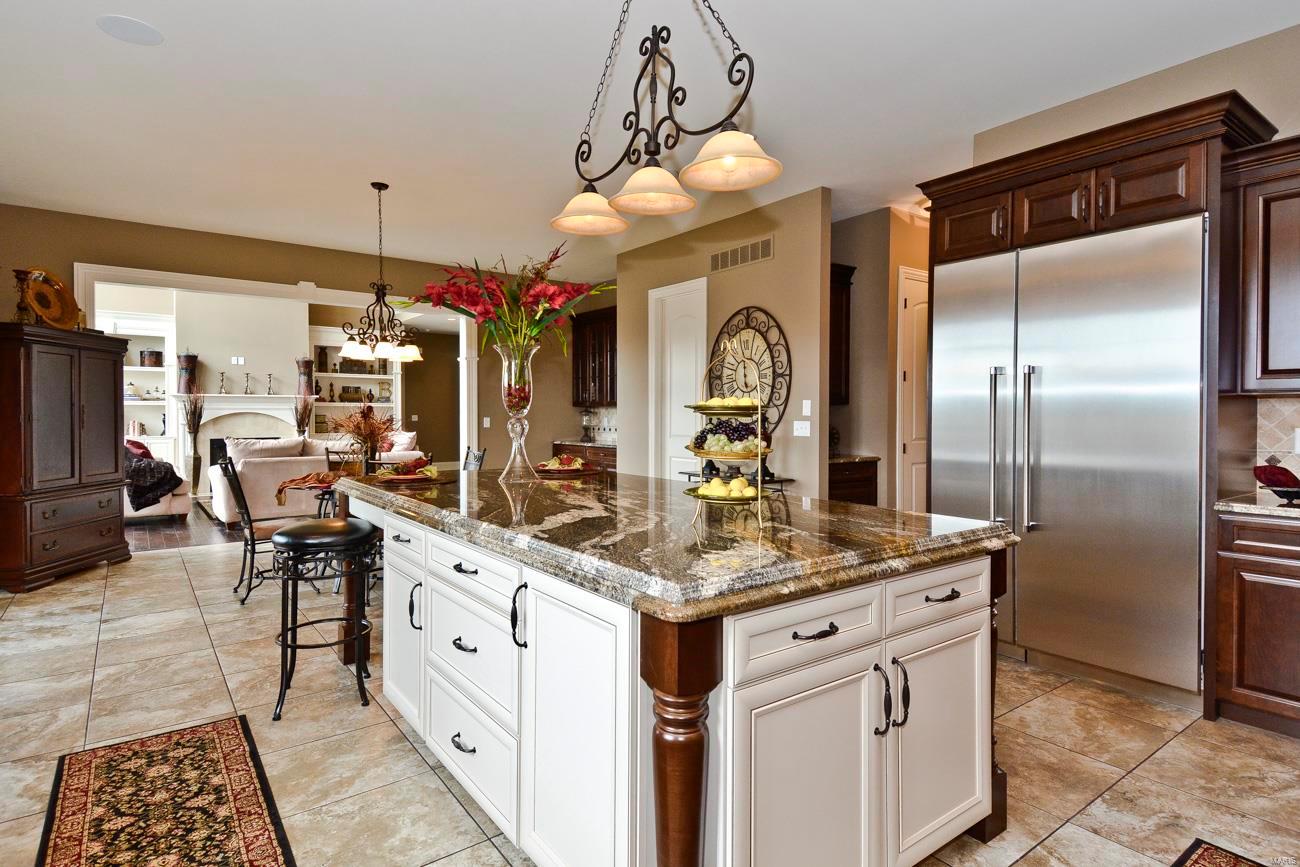 17012 Lakeside Ridge Chesterfield, MO 63005 - Photo 16 of 49