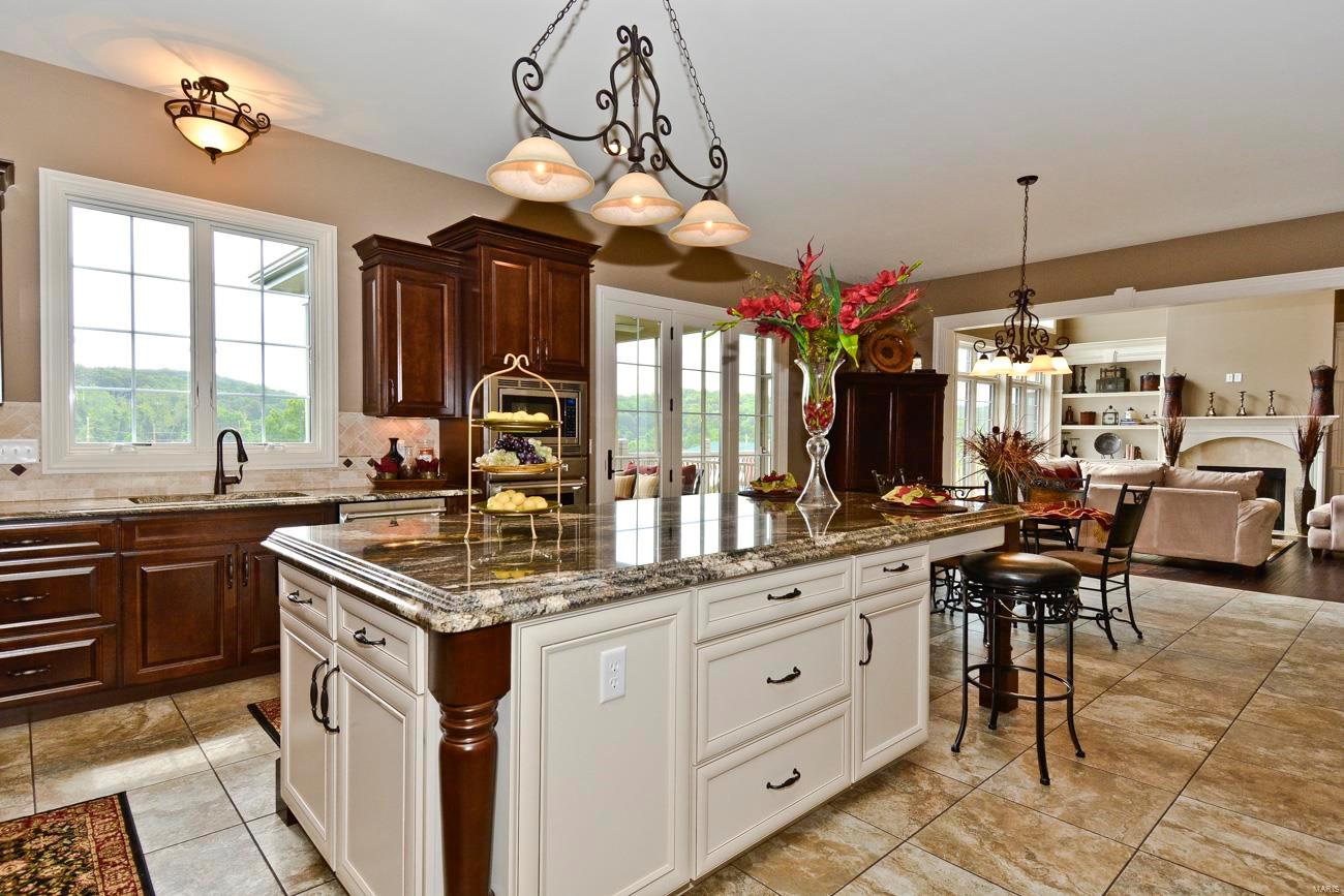 17012 Lakeside Ridge Chesterfield, MO 63005 - Photo 17 of 49