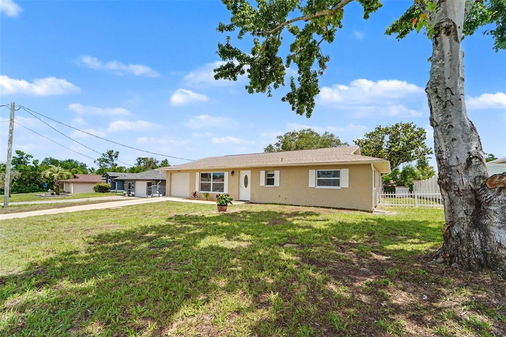 9371 Mallard Street Spring Hill, FL 34606 - Photo 2 of 26
