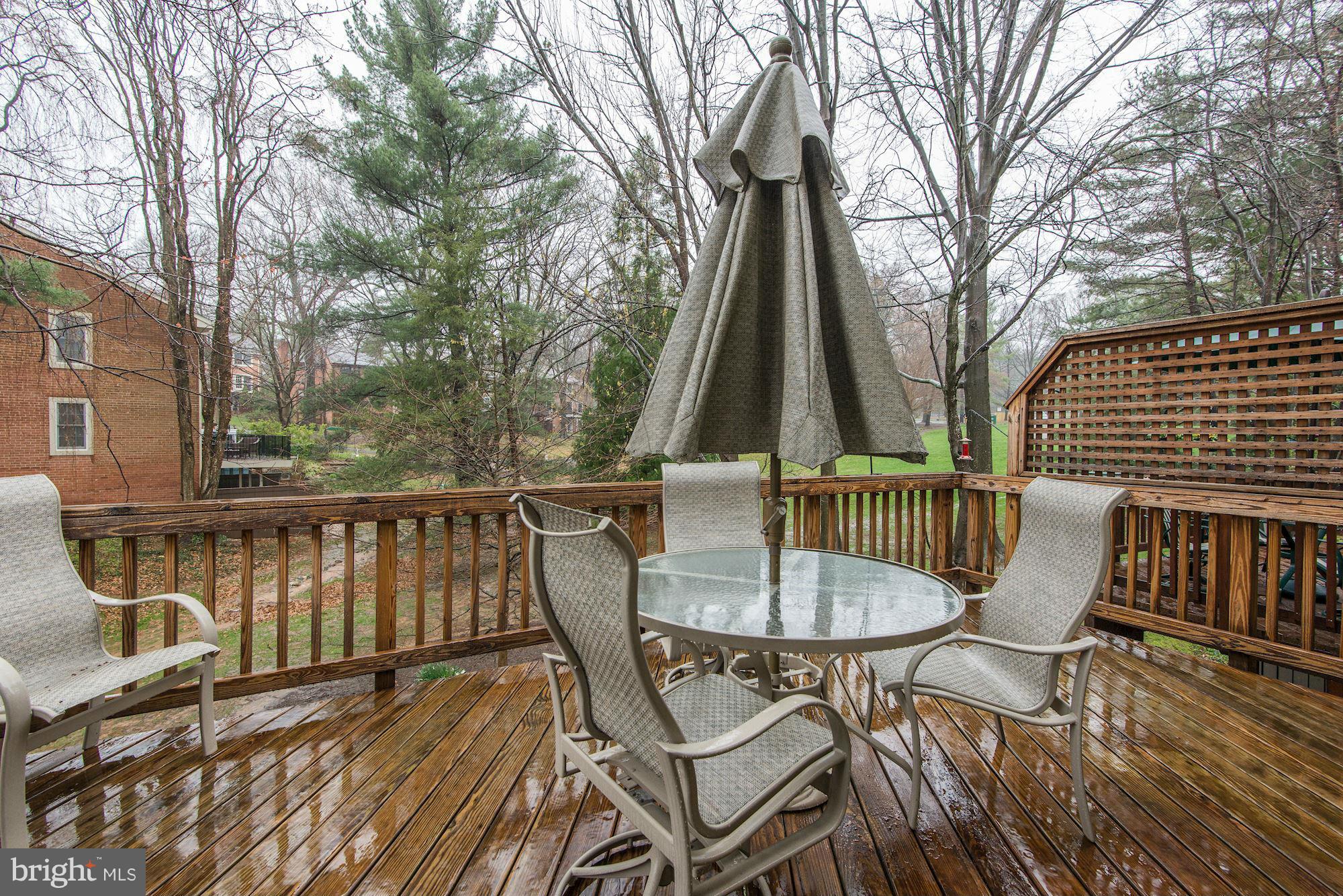 2030 Golf Course Drive Reston, VA 20191 - Photo 24 of 26 Rear Deck
