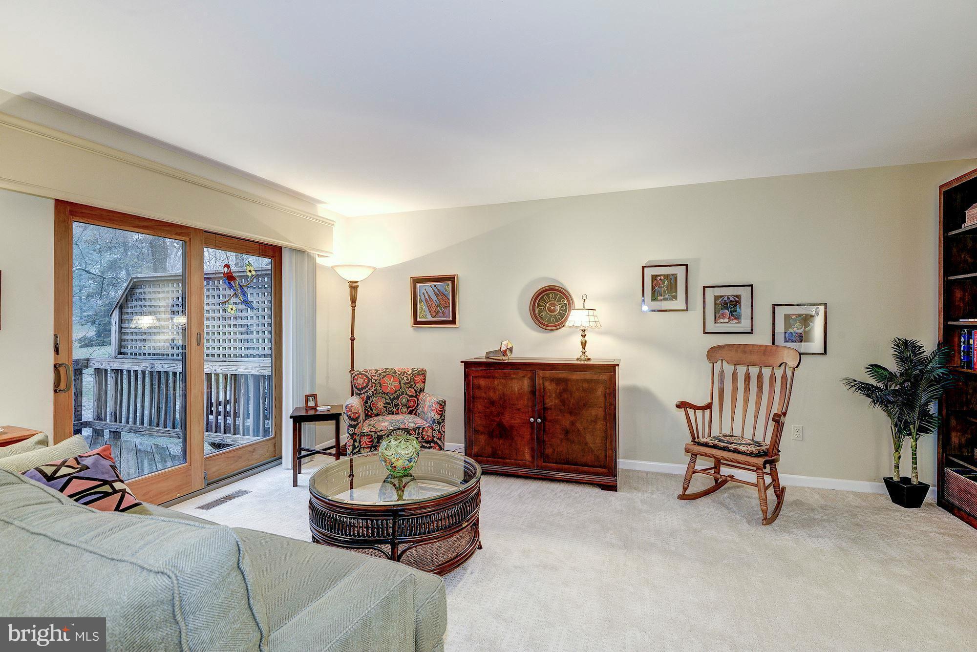 2030 Golf Course Drive Reston, VA 20191 - Photo 5 of 26 Living Room