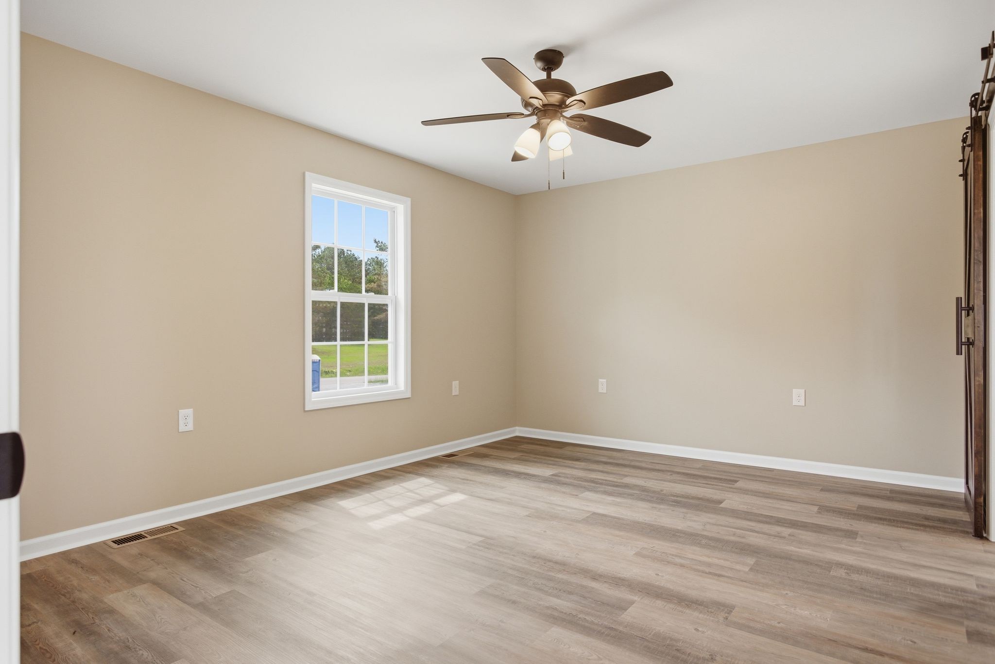 193 Rigling Road Loretto, TN 38469 - Photo 14 of 32