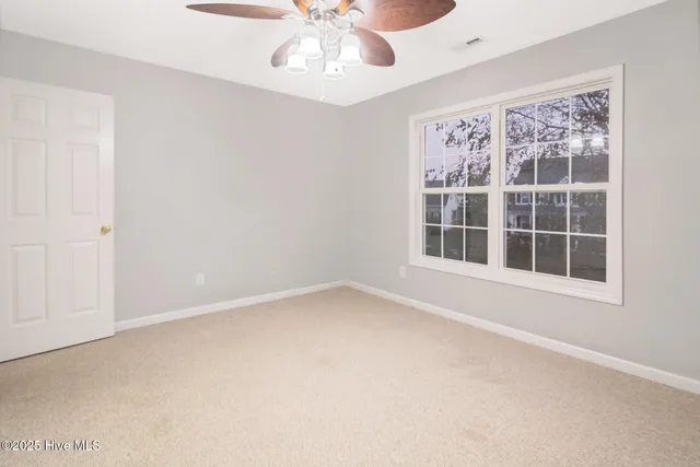 $2,200 | 102 Huntington Court, Jacksonville, NC 28540