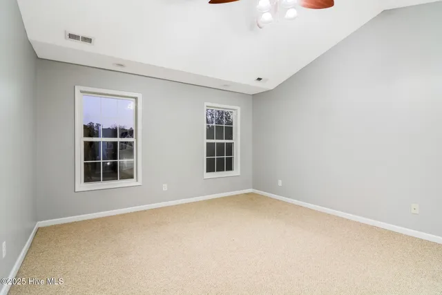 $2,200 | 102 Huntington Court, Jacksonville, NC 28540