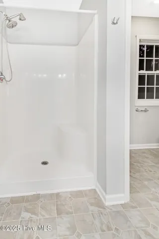 $2,200 | 102 Huntington Court, Jacksonville, NC 28540