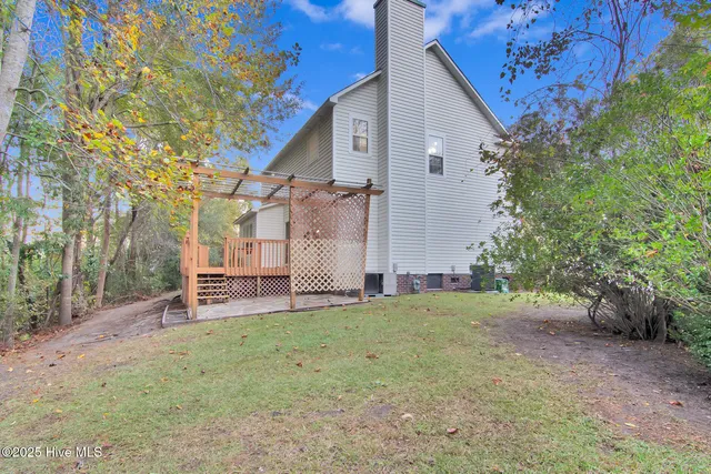 $2,200 | 102 Huntington Court, Jacksonville, NC 28540