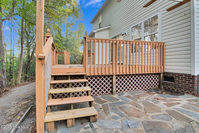 $2,200 | 102 Huntington Court, Jacksonville, NC 28540