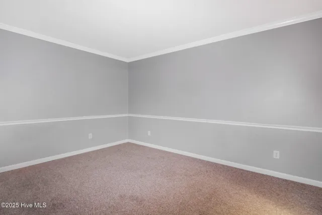 $2,200 | 102 Huntington Court, Jacksonville, NC 28540