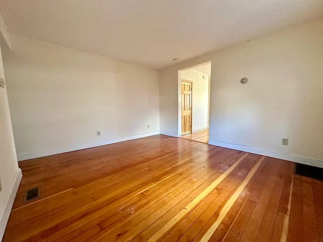 $2,350 | 5 Rifle Court, Unit 5, Watertown, MA 02472